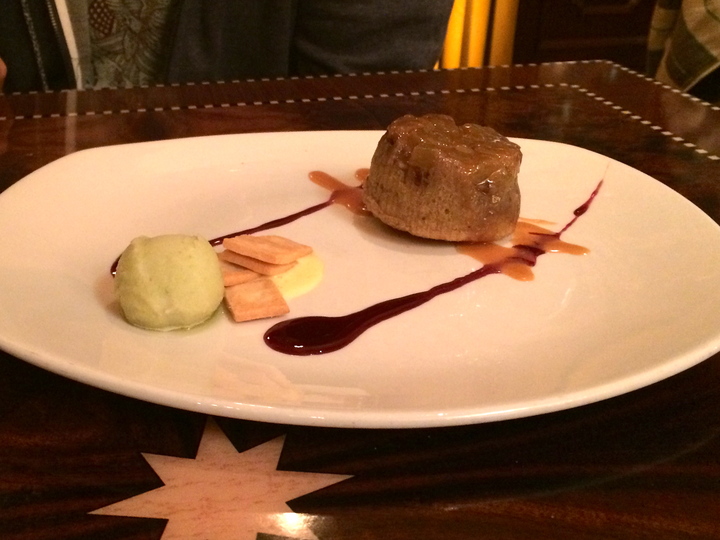 apple cake carthay circle california adventure park