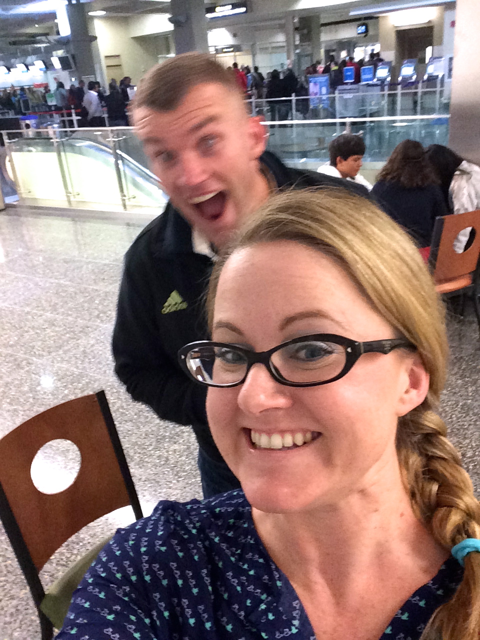 airport selfie