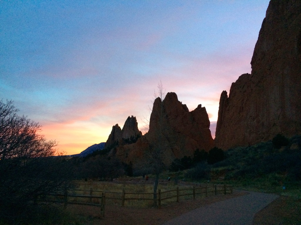 garden of the gods sunset