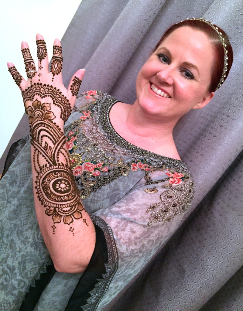 henna art by farheen