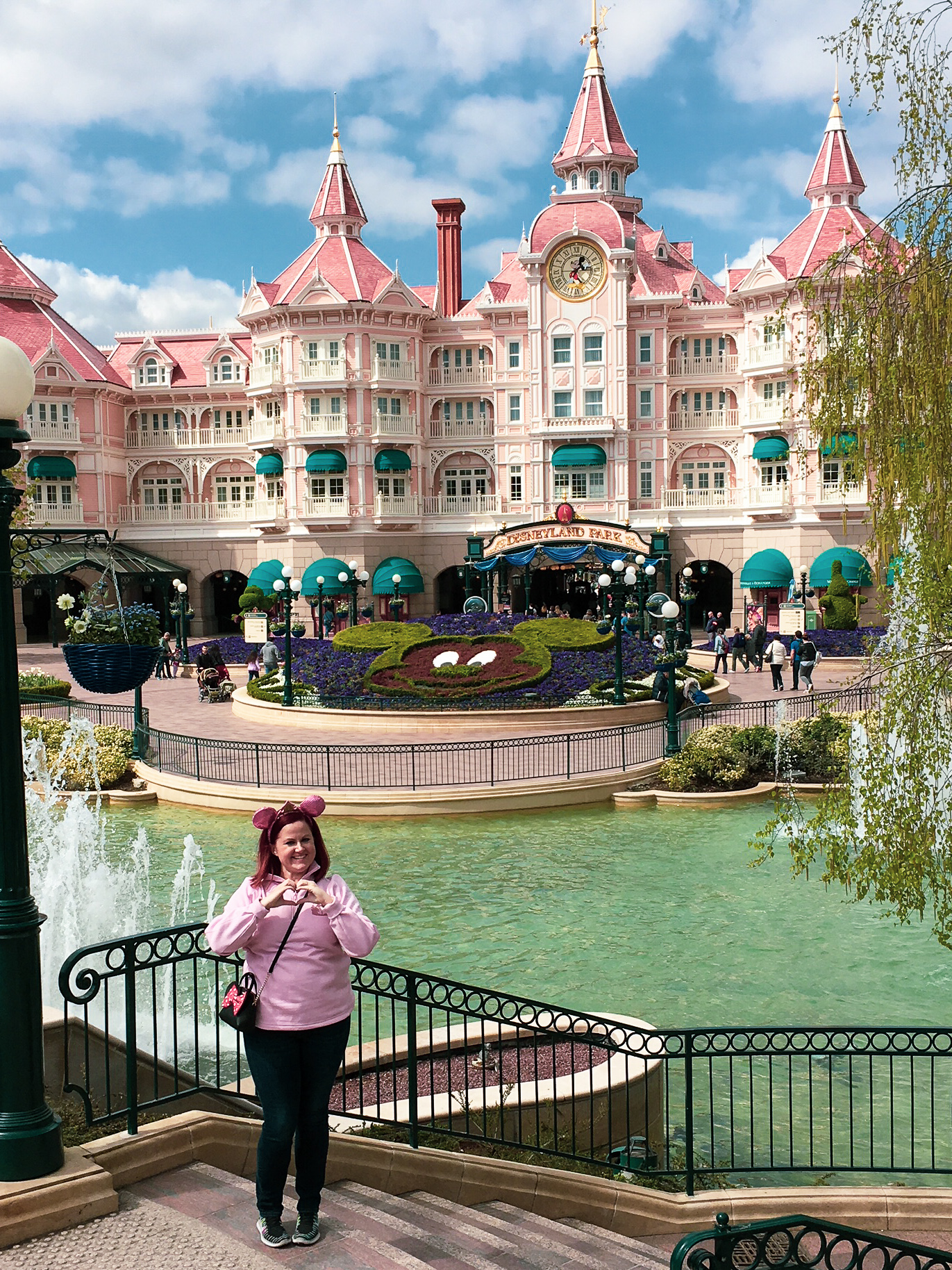 First Timer's Guide to Disneyland Paris: Tips for American Visitors - Trips  With Tykes