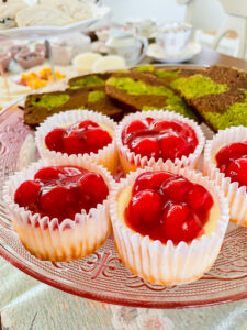 mini cherry cheesecakes