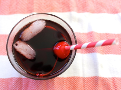 alcoholic cherry vanilla coke