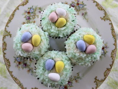 coconut bird's nest cupcakes