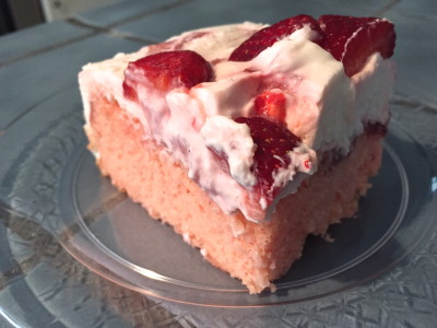 strawberry cake