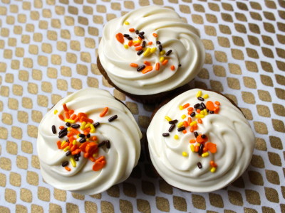 Pumpkin Spice Cupcake recipe at Marshmallows and Margaritas - perfect for fall!